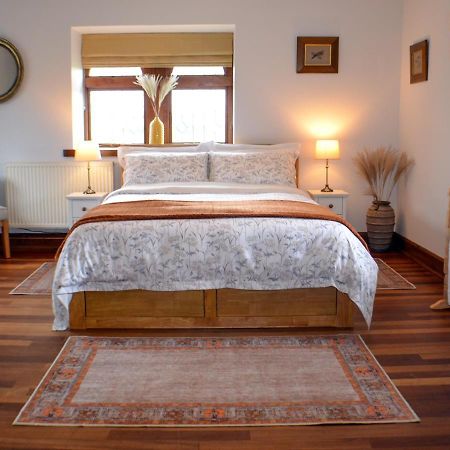 The Tower, Moray Firth Holiday Home Kinloss Exteriör bild