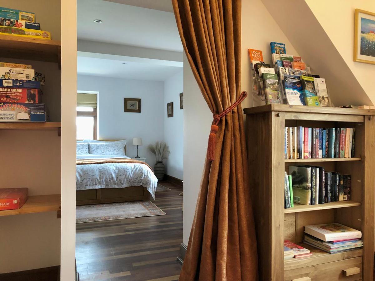 The Tower, Moray Firth Holiday Home Kinloss Exteriör bild