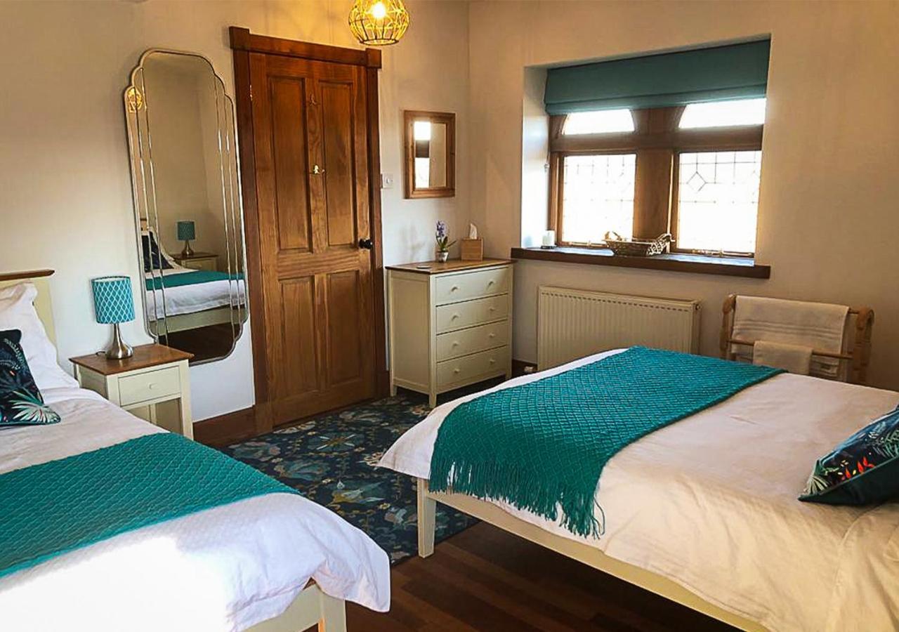 The Tower, Moray Firth Holiday Home Kinloss Exteriör bild